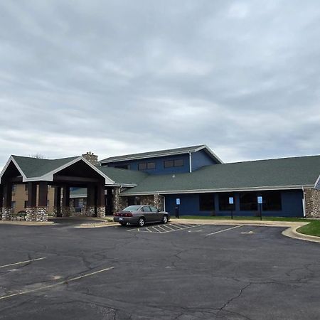 Americinn By Wyndham Austin Exterior photo